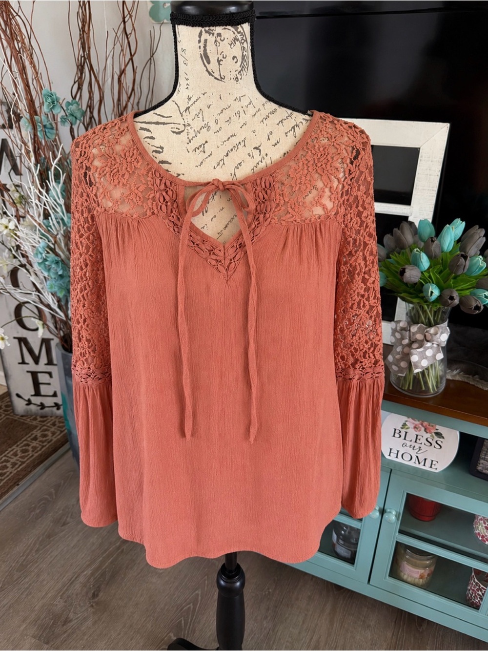 Mudd Rust Lace Yoke Tie-Front Blouse Large